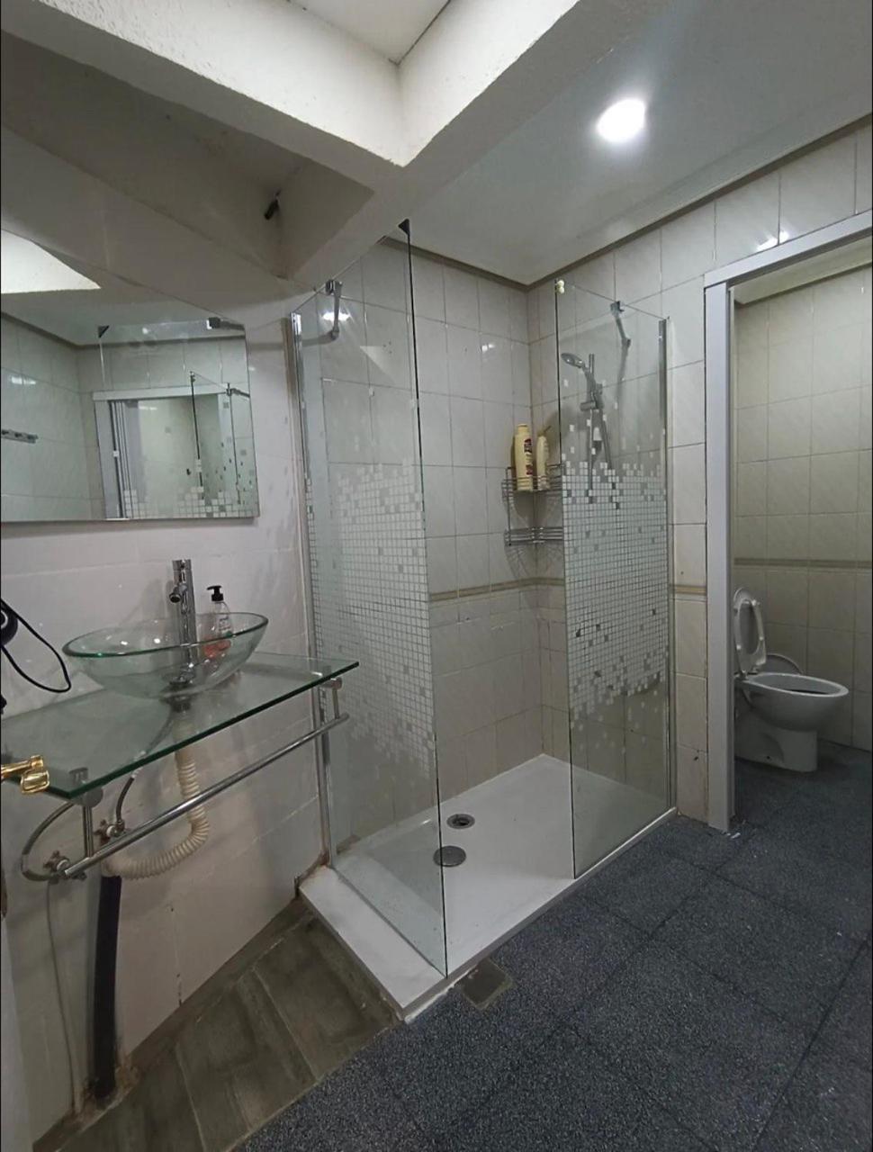 Hotel Parsa Residencial House Madrid Esterno foto