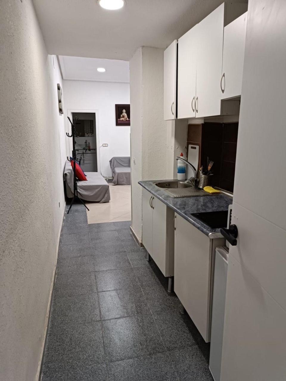 Hotel Parsa Residencial House Madrid Esterno foto